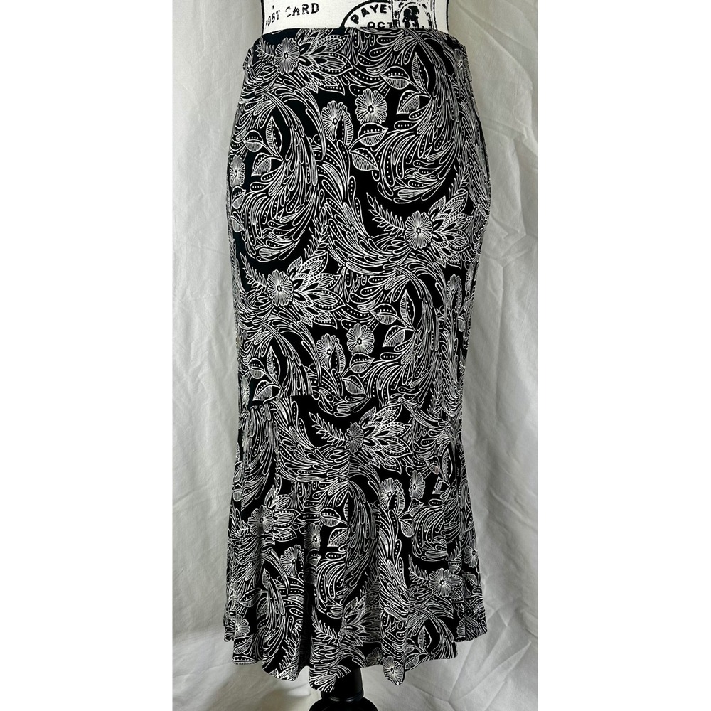 Ann Taylor Fit & Flare Midi Skirt Women's S Classic Flattering Feminine Floral